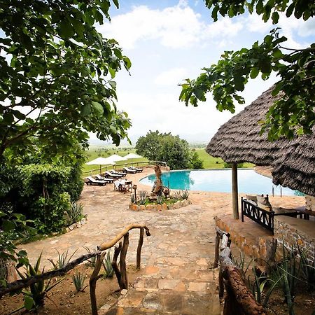 Apoka Safari Lodge Loitanit Exterior foto